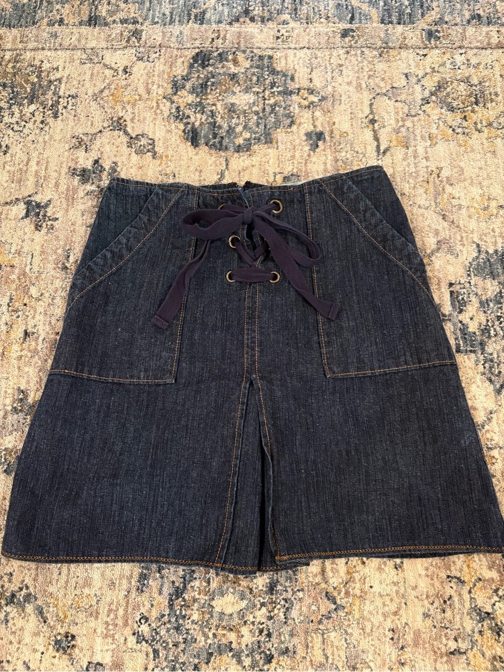 Y2K 2002 Vintage Gap Jean Skirt Womens size 6 Blue Denim Pleated Lace Up